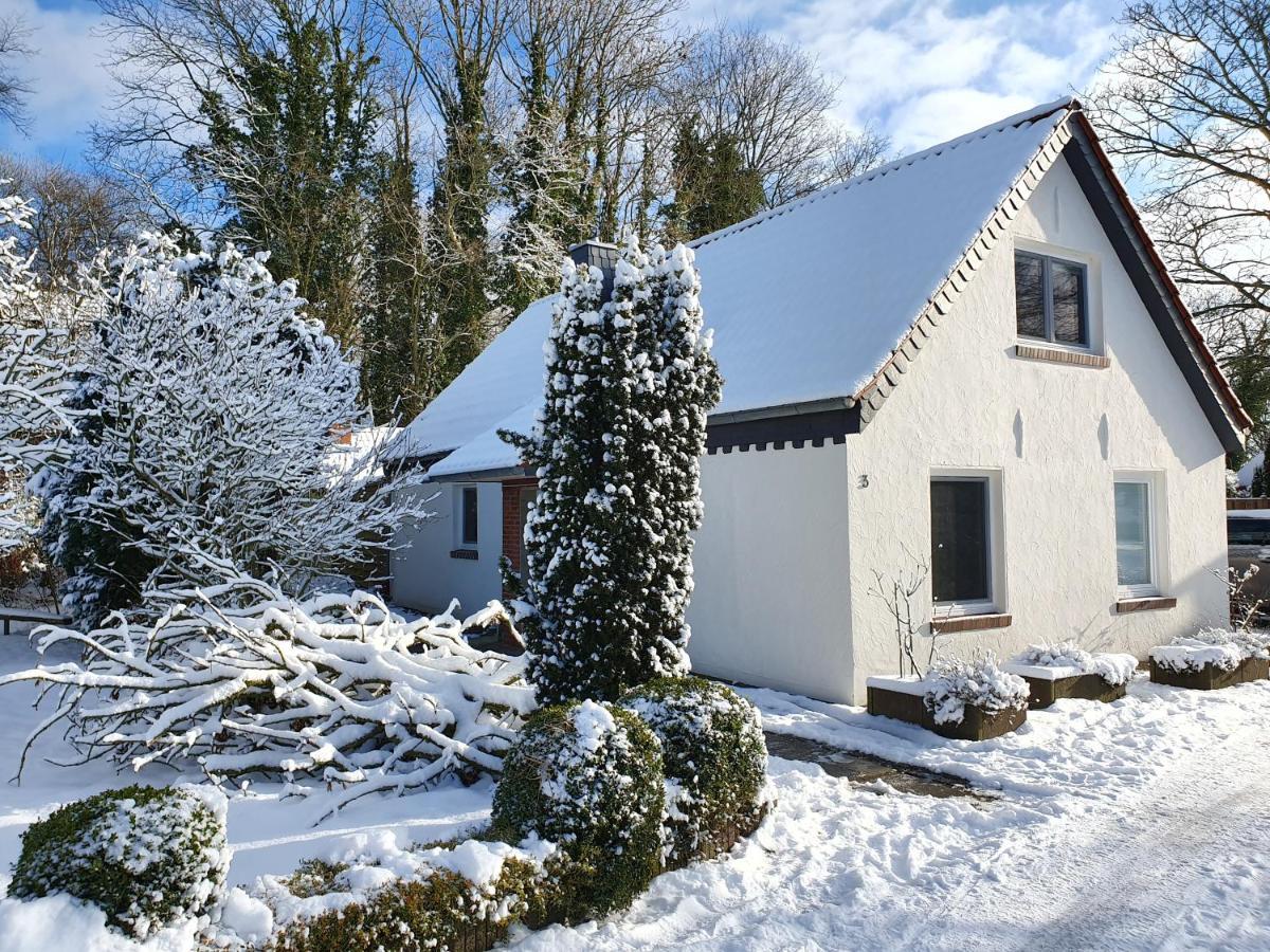 Ferienhaus An Der Nordsee - Familienfreundlich, Gut Ausgestattet & Viel Platz ブットヤーディンゲン エクステリア 写真
